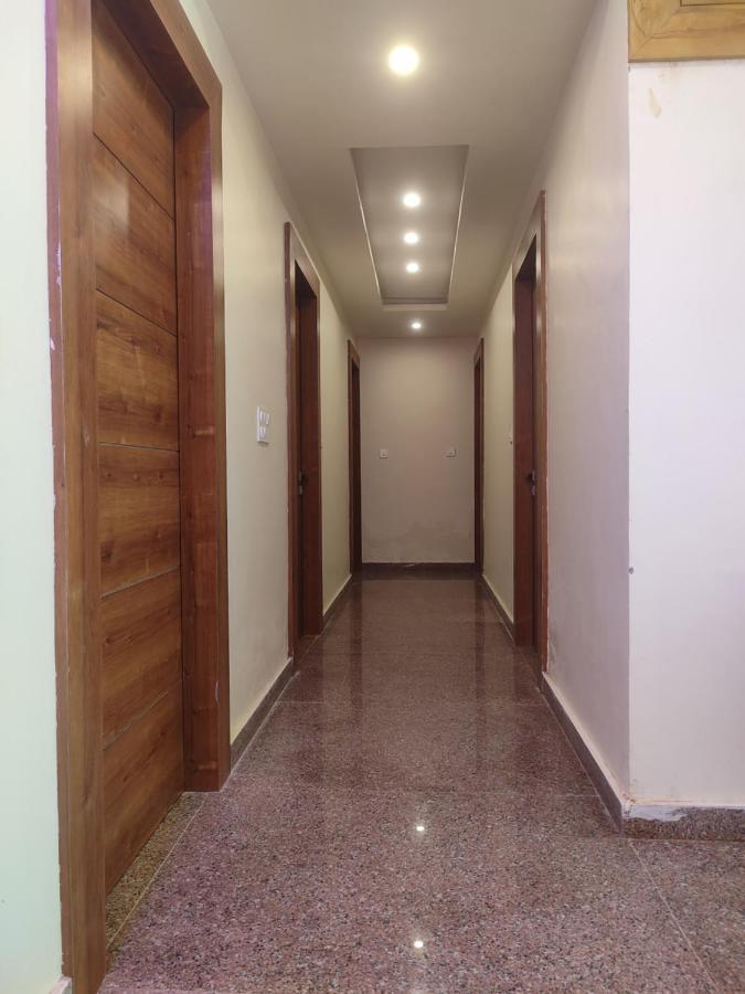 Devi Residency - Near Prem Mandir Bankey Bihari Vrindāvan Extérieur photo